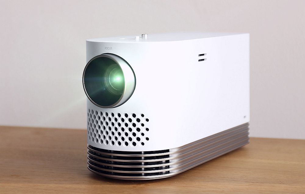 LG HF80J