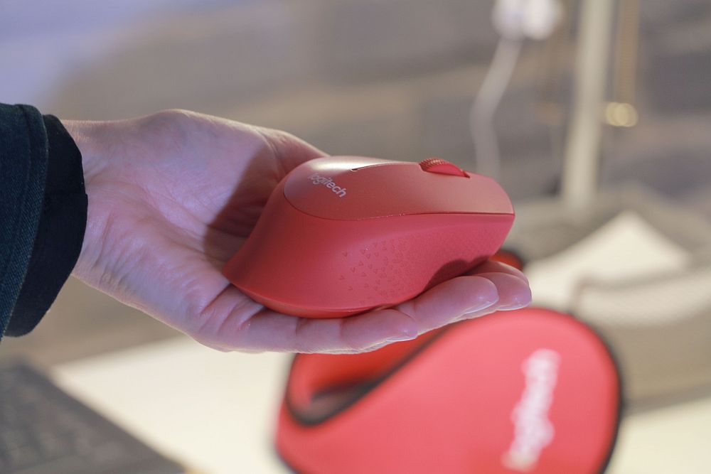 Logitech M330 1
