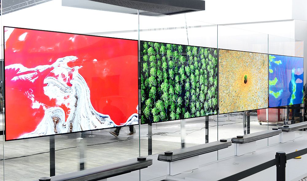 LG SIGNATURE OLED TV 1
