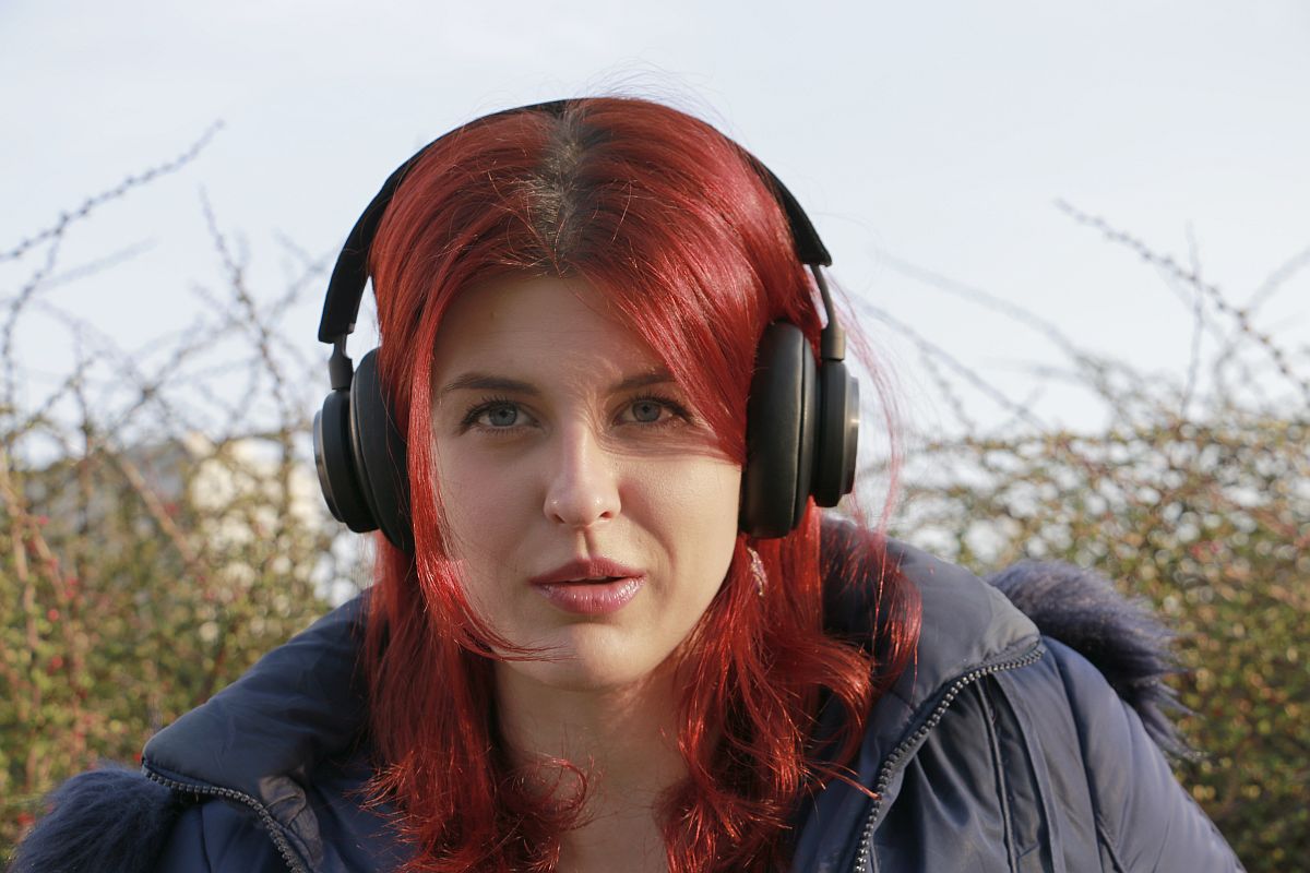 BeoPlay H9 5