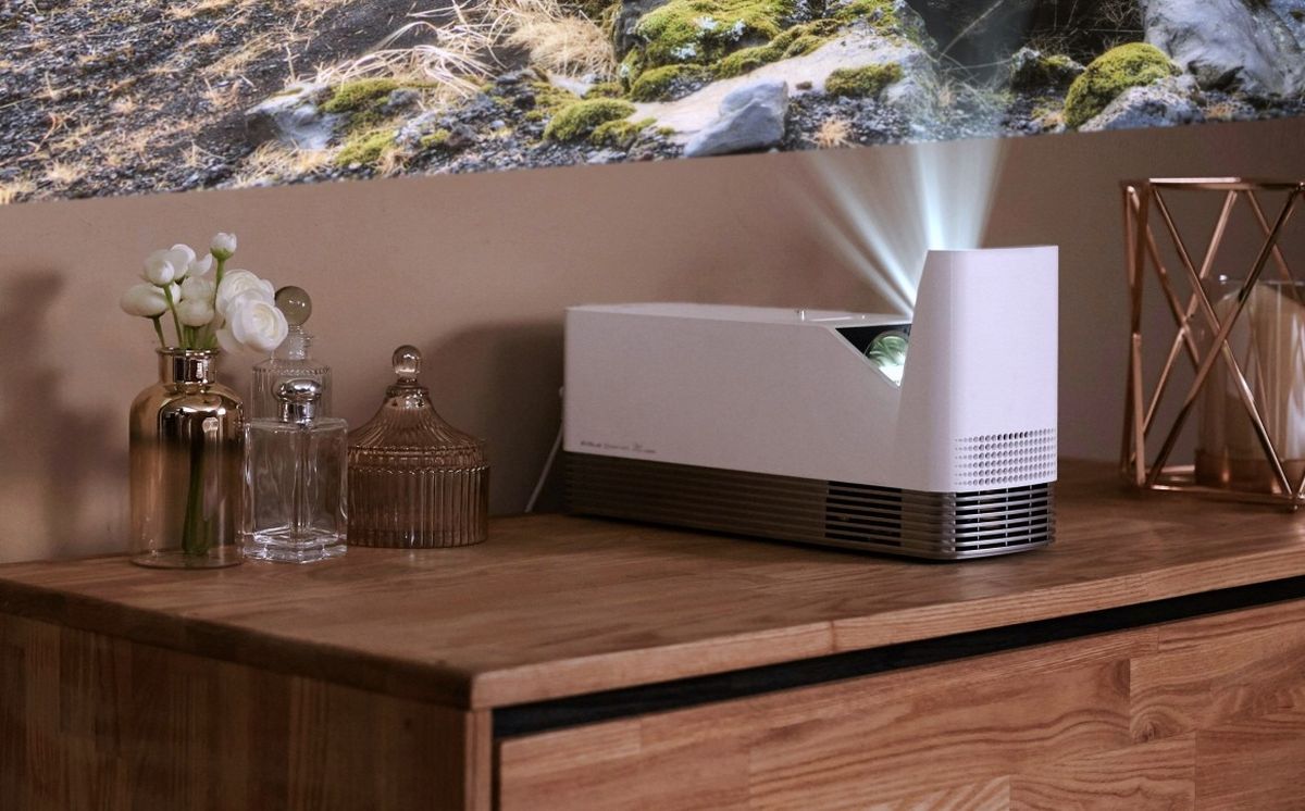 LG ProBeam Projector HF85J 1