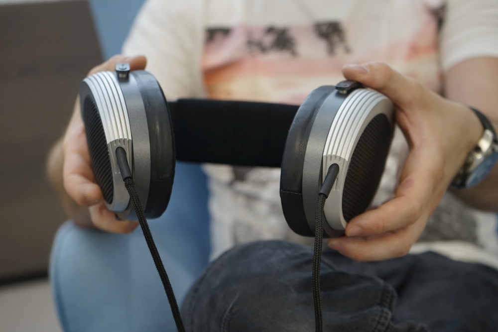 Sennheiser HE 1 0009