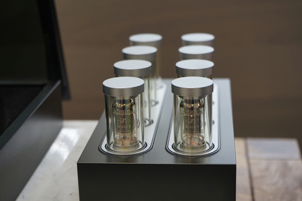 Sennheiser HE 1 0010