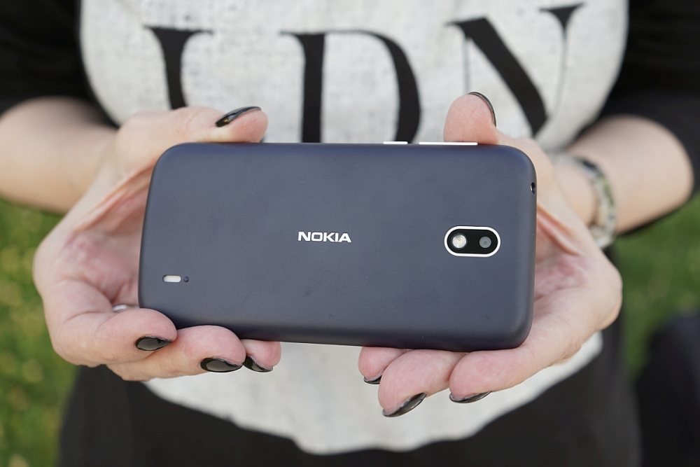 Nokia 1 pozadina