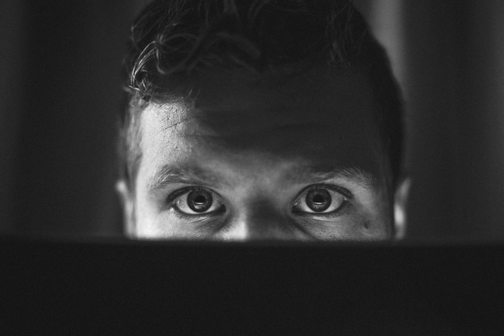 computer eyes laptop 9451
