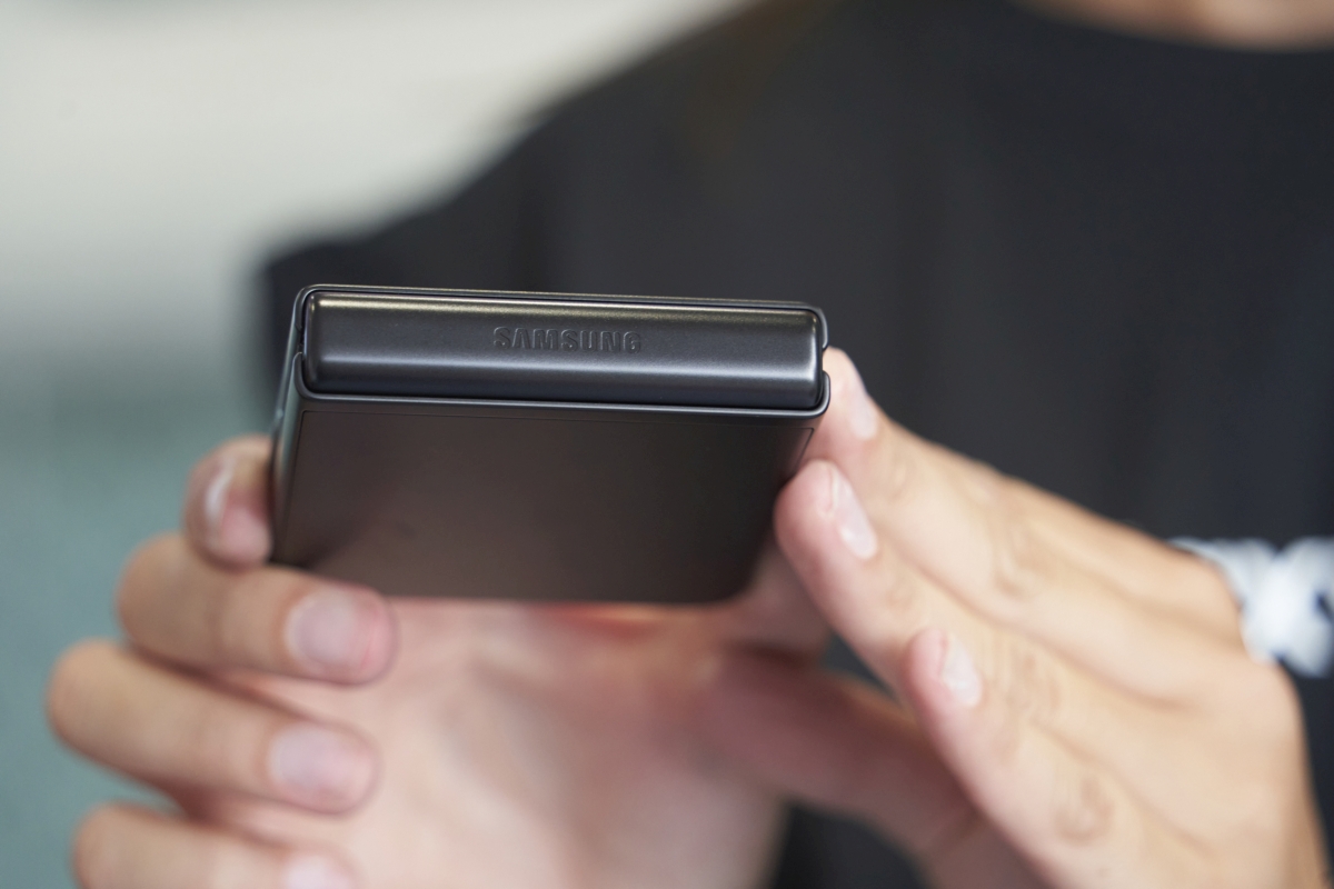 Samsung Flip3 5G