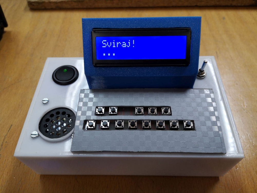Arduino_MKR1000_klavir- Krapinski_informatički_klub_KRIK