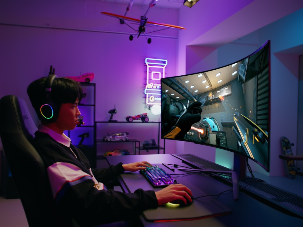 UltraGear_45GR95QE monitor