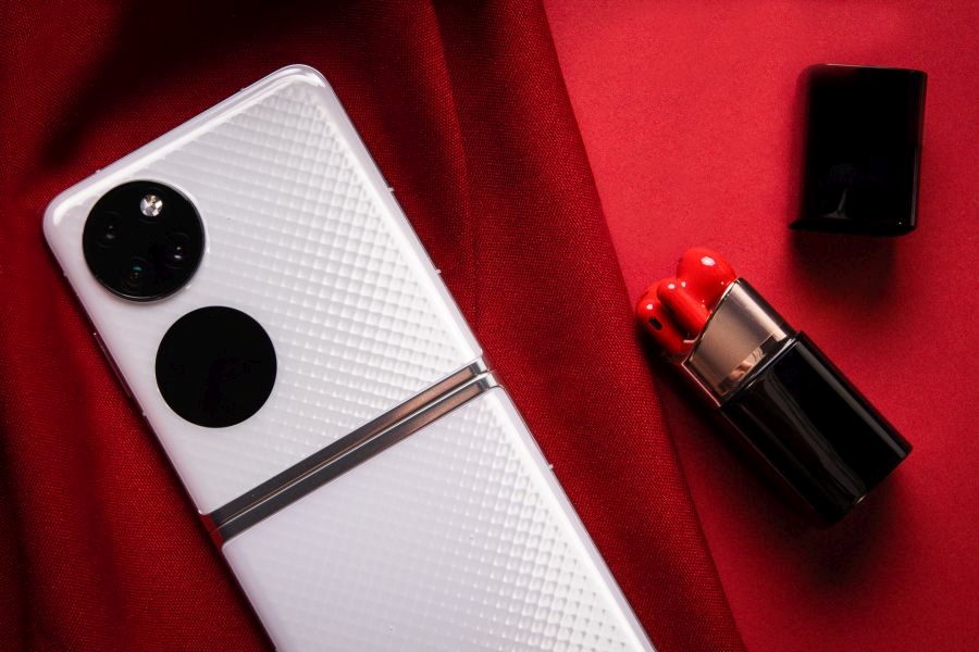 Huawei_Pocket_P50