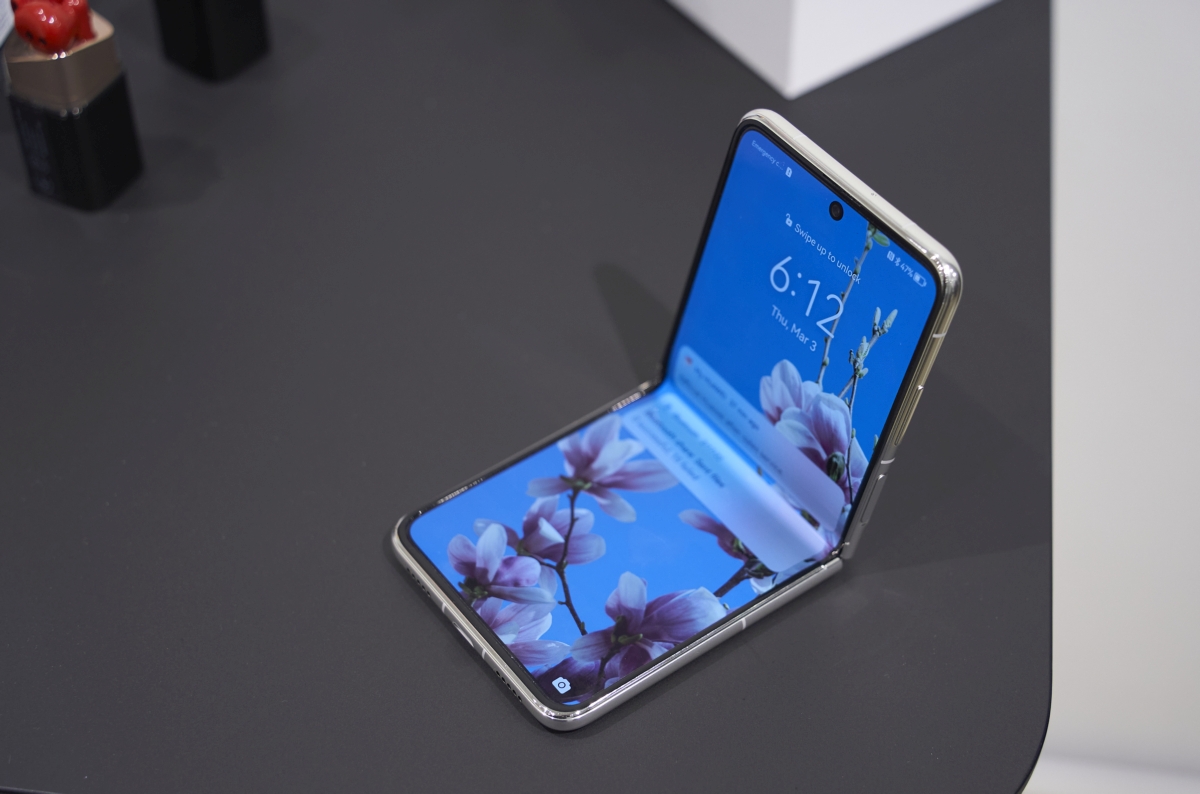 Huawei P50 Pocket
