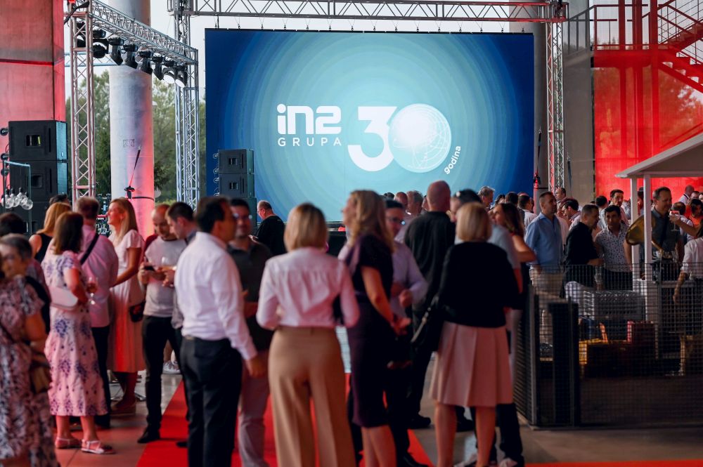 IN2-grupa_30. - rođendan