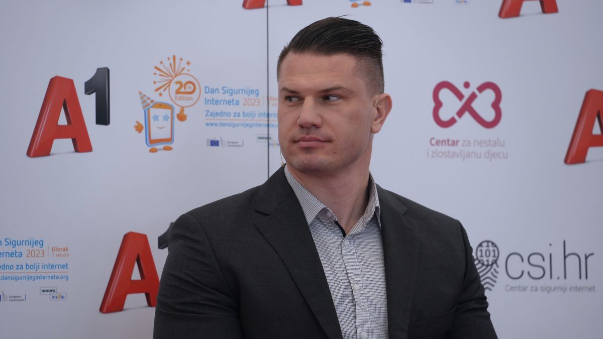 dr.sc. Ivan Pakšić dr.sc. Ivan Pakšić