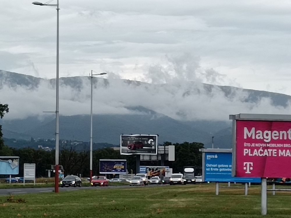 foto: Božidar Žitnik - by Honor 90 Lite