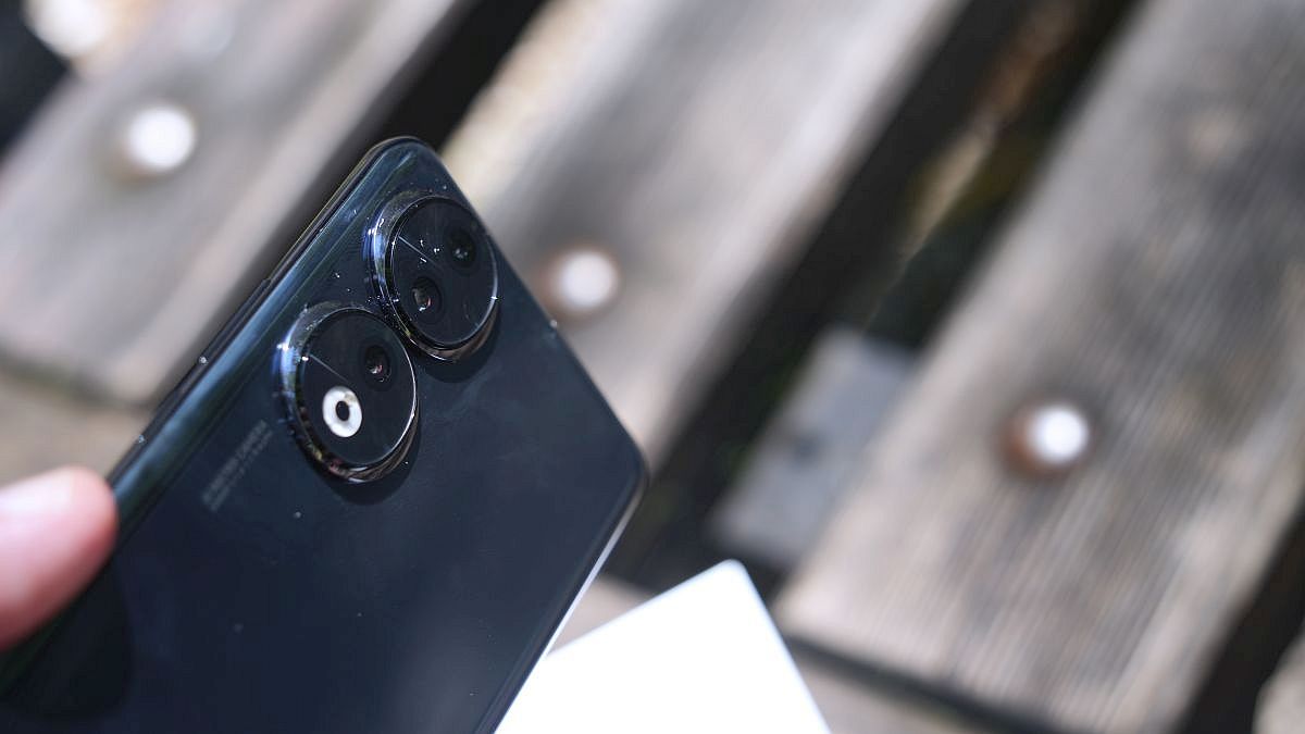 HONOR 90