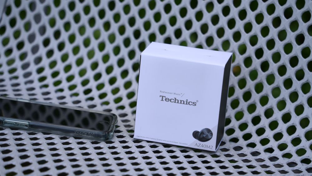Technics-EAH-AZ40 Technics-EAH-AZ40
