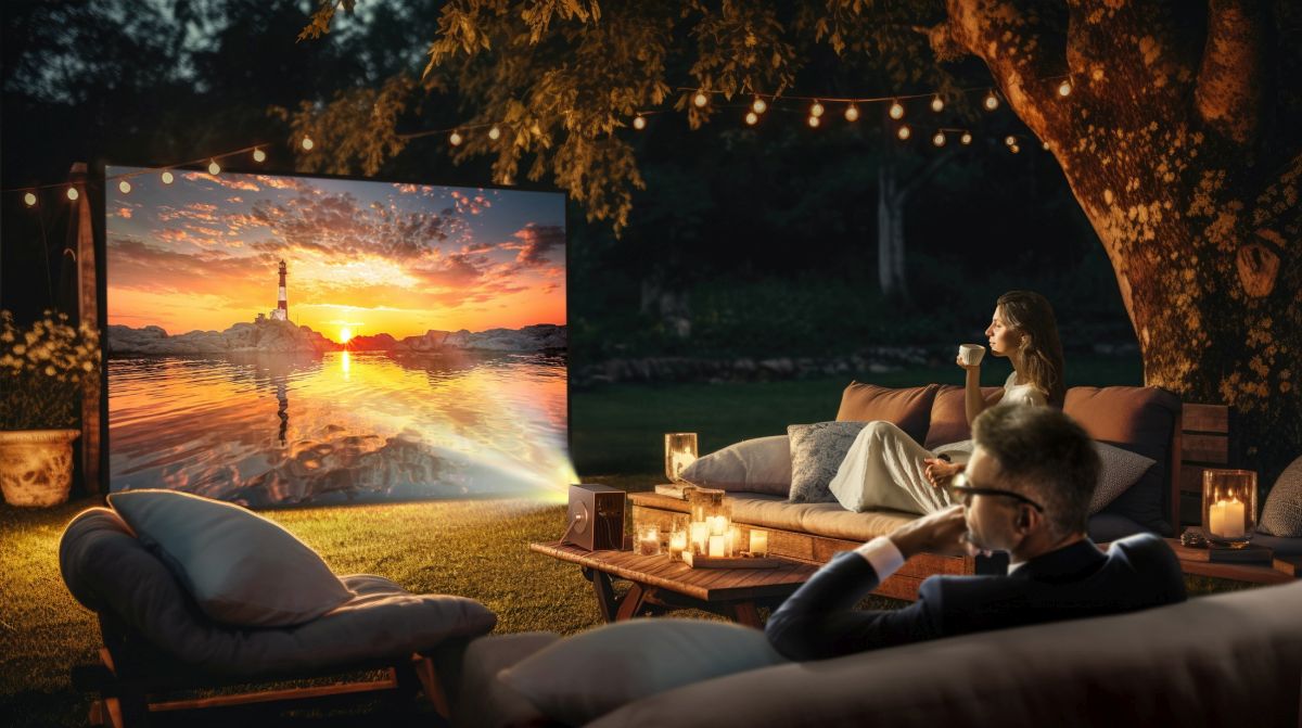 LG CineBeam Q 