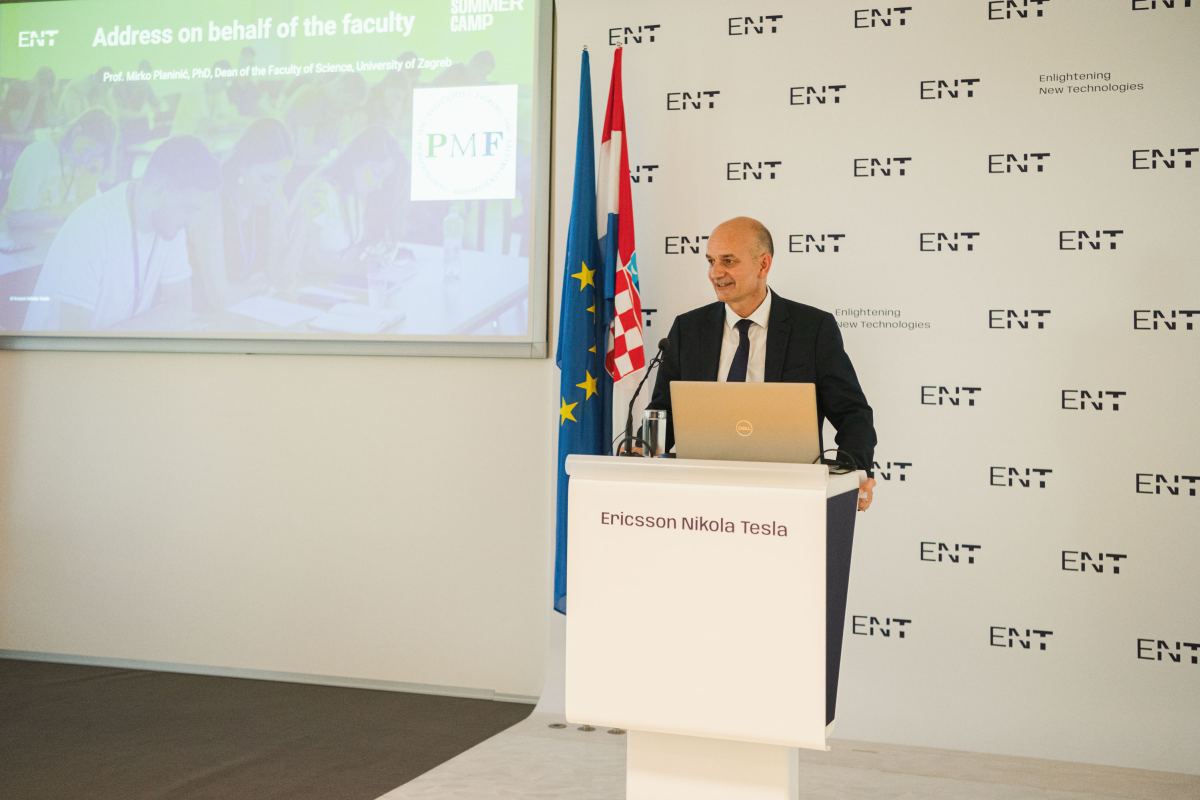 prof. dr. sc. Mirko Planinić, dekan Prirodoslovno-matematičkog fakulteta Sveučilišta u Zagrebu