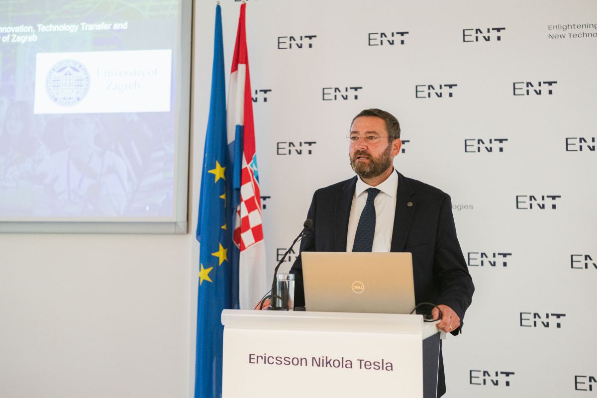 dr. sc. Tomislav Josip Mlinarić, prorektor za inovacije, transfer tehnologije i suradnju s gospodarstvom