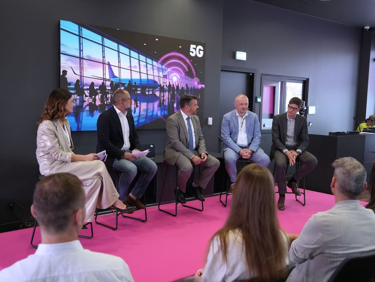 Marijana Bacic_Boris Markoja_Miran Gosta_Marin Tica_Matija Bračić - panel diskusija