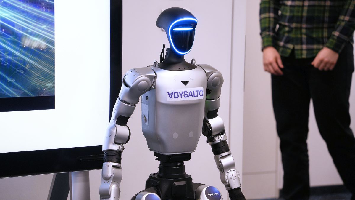 Abysalto-Humanoidni-robot
