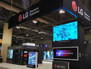 LG APPLE AIR PLAY - HITEC 2023