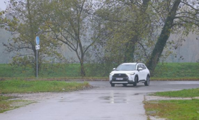 Toyota Corolla Cross - Kre&scaron;imir Bago | recenzija Krunoslav Ćosić